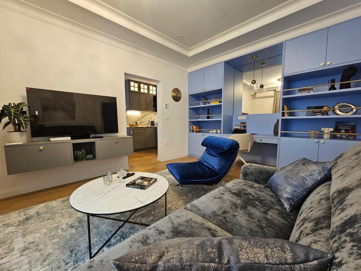 Tesla'S Corner Apartment Zagreb Ngoại thất bức ảnh